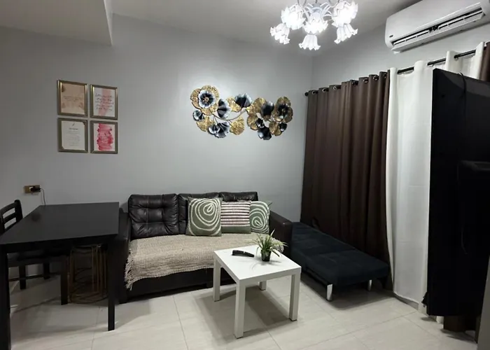 2 Bedroom Sea Residences Tower F By Ab Infront Of Moa Apartahotel *